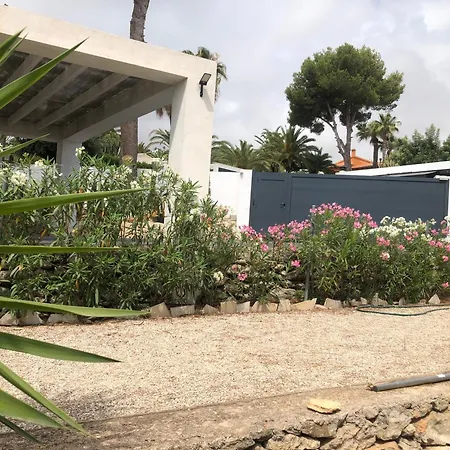 Avec Piscine Privee, Proche Des Plages